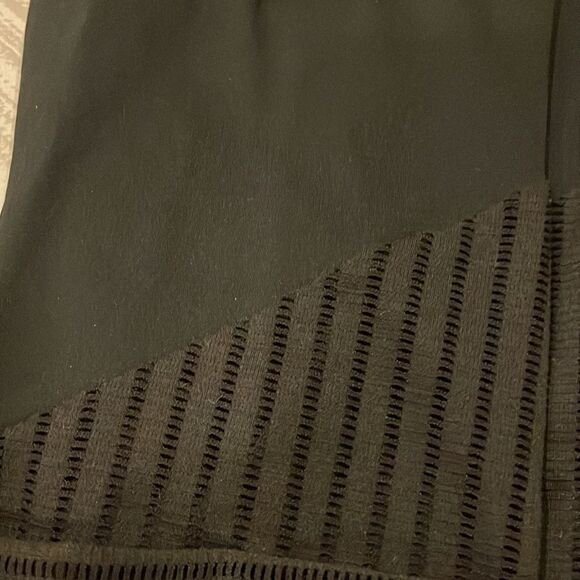 Strut This Women’s Black Mesh Bottom Leggings - Picture 2 of 7